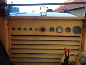 鑽通(tong)25噸 (2)