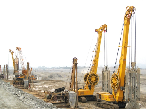 樂(le)山機群(qun)施工